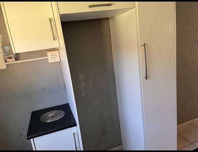 2 BEDROOM DUPLEX FOR SALE IN FLORIDA